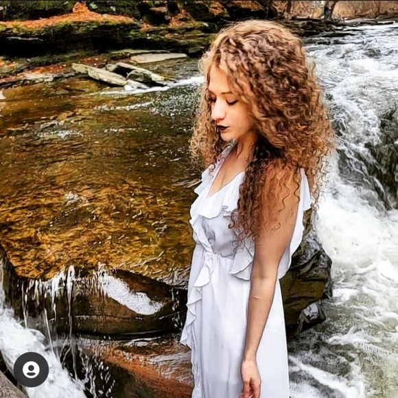 Nothing - Picture 2 of 10